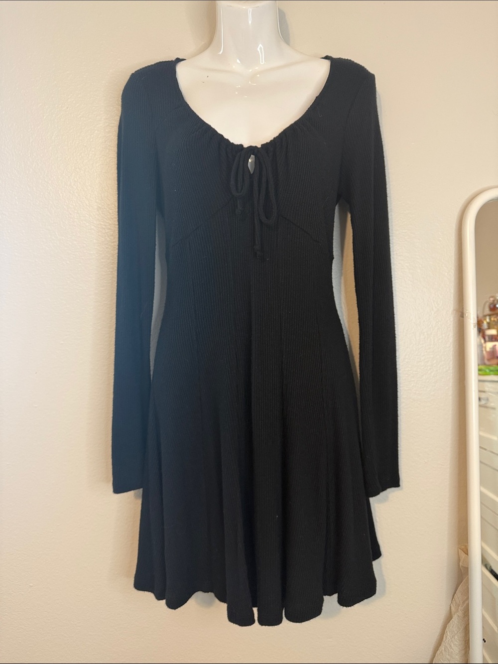 Black Long-Sleeve Knit Swing Dress